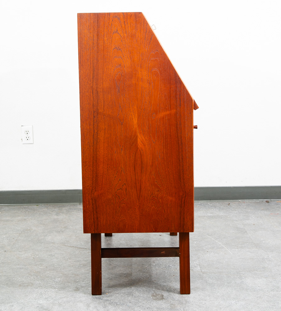 Mid Century Danish Modern Secretary Desk Bureau Denmark Teak Drawers Drop Down - Image 3