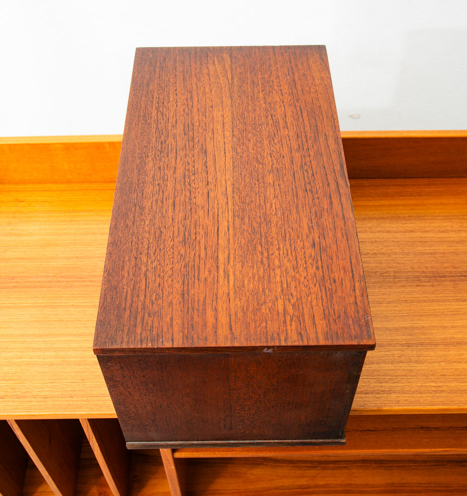 Mid Century Modern Jewelry Chest Three Drawer Walnut Drawer Ricardo Lynn & Co - Image 5