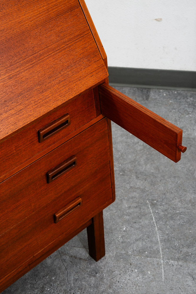 Mid Century Danish Modern Secretary Desk Bureau Denmark Teak Drawers Drop Down - Image 12
