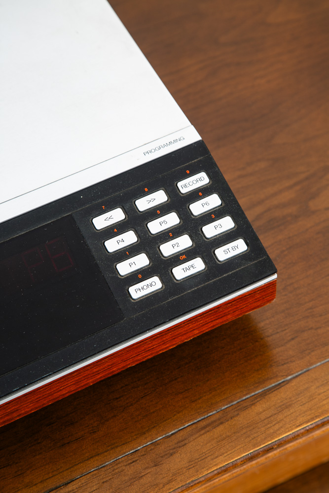 Mid Century Modern Receiver Tuner Bang Olufsen Beomaster 7000 B&O Rosewood Black - Image 9