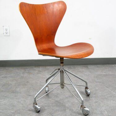 Mid Century Modern Task Chair 7 # 3117 Office Teak Arne Jacobsen Fritz Hansen