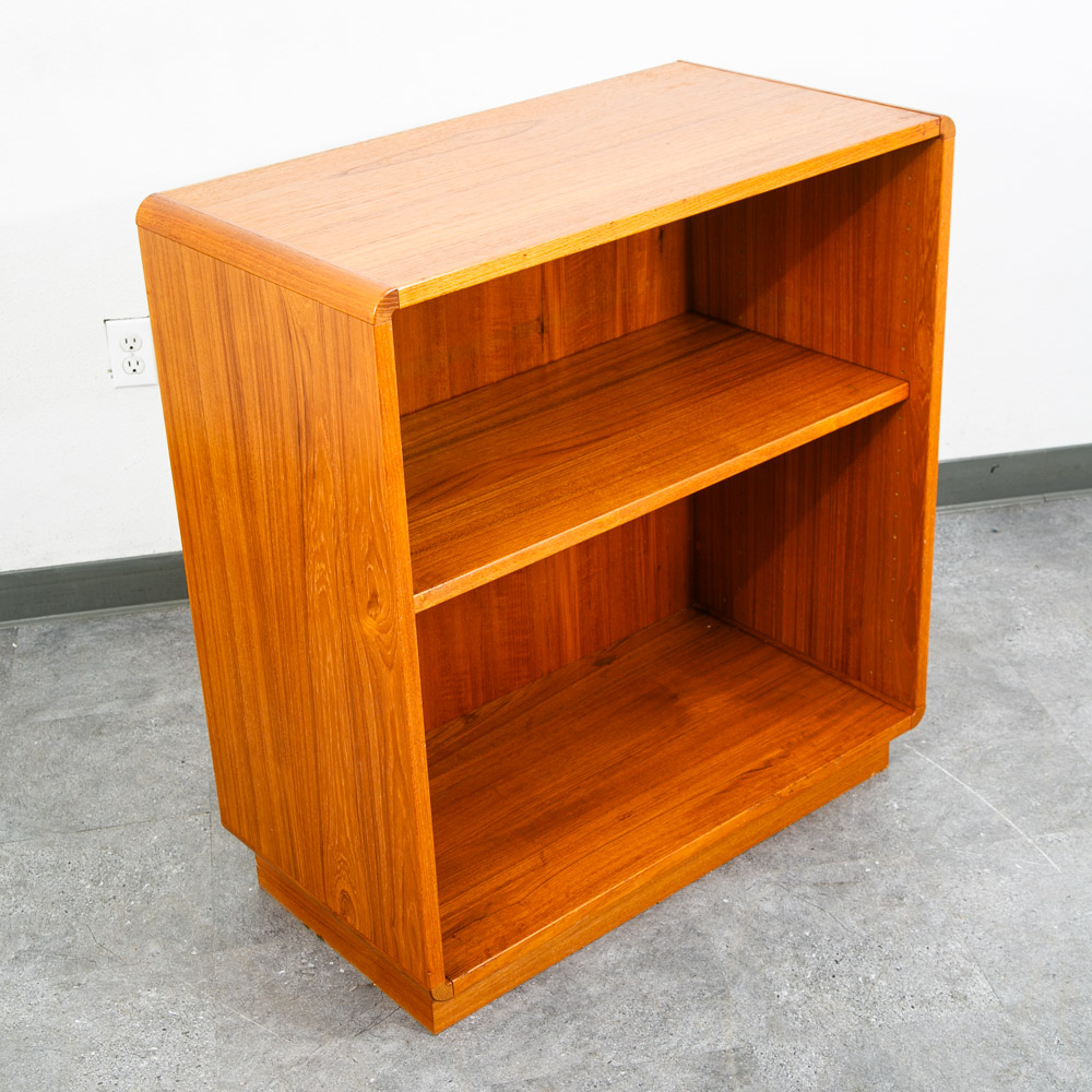 Mid Century Danish Modern Bookshelf Cabinet Teak Shelves Glass Doors Display Mcm - Image 10