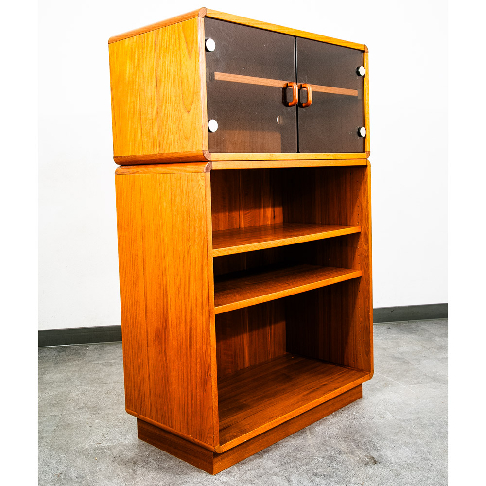 Mid Century Danish Modern Bookshelf Cabinet Teak Shelves Glass Doors Display Mcm - Image 2
