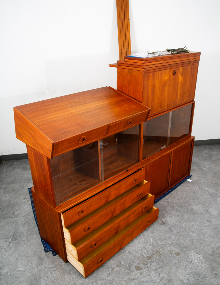 Mid Century Danish Modern Wall Unit 4 bay Teak HG Hansen Guldborg Modular Desk - Image 4