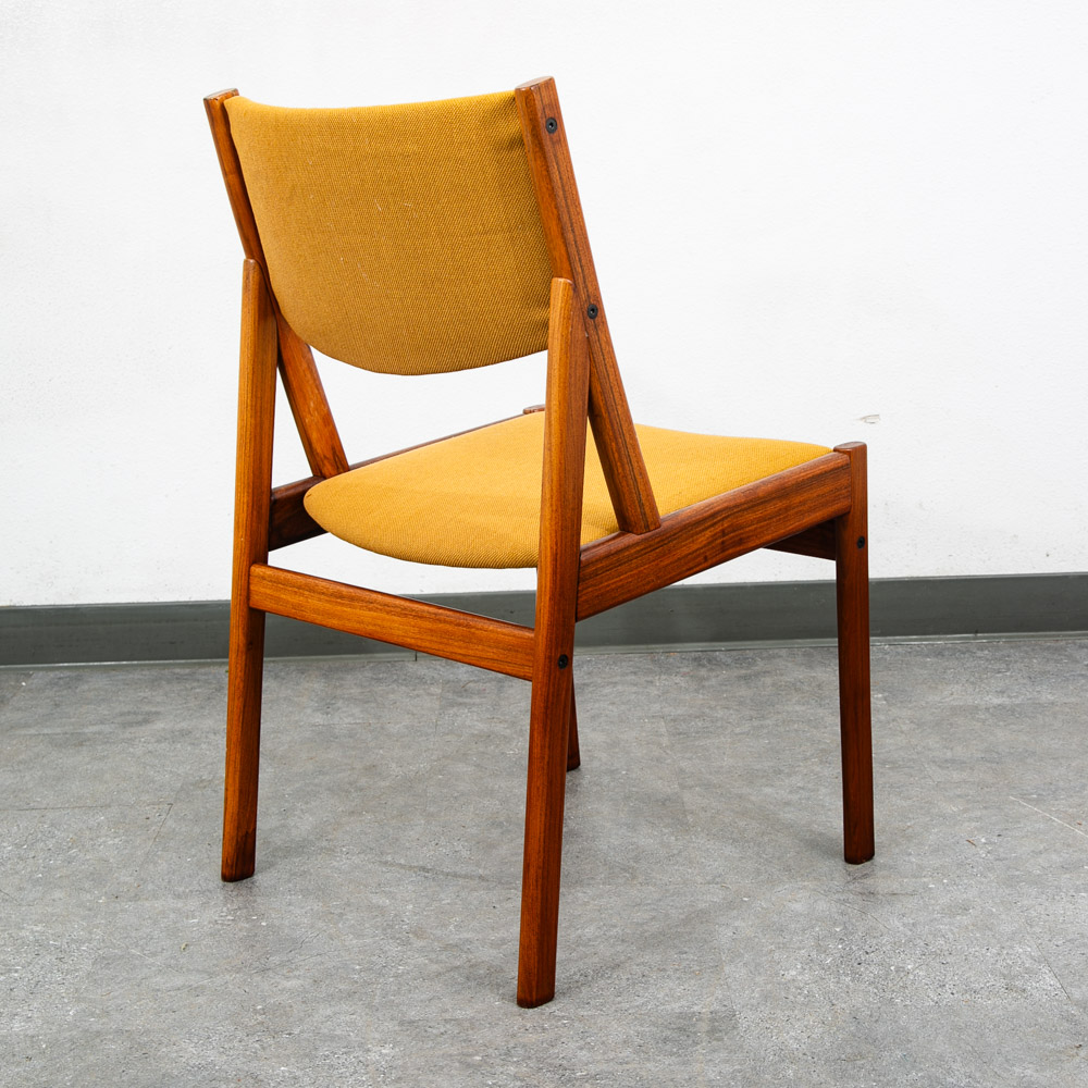 Mid Century Danish Modern Dining Chairs Mustard Yellow Dyrlund Teak Denmark Mcm - Image 4