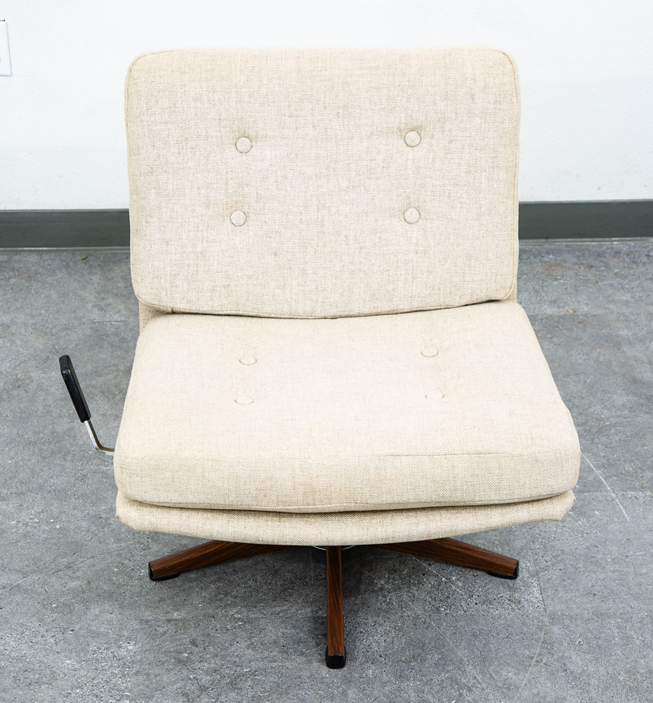 Mid Century Danish Modern Lounge Chair Tan Swivel Denmark Swivel Slatte Sweden - Image 10